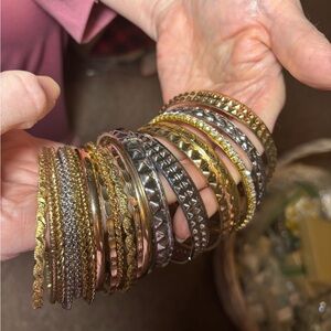 Mixed Metal Stackable Bangle Bracelet Set - Gold & Silver